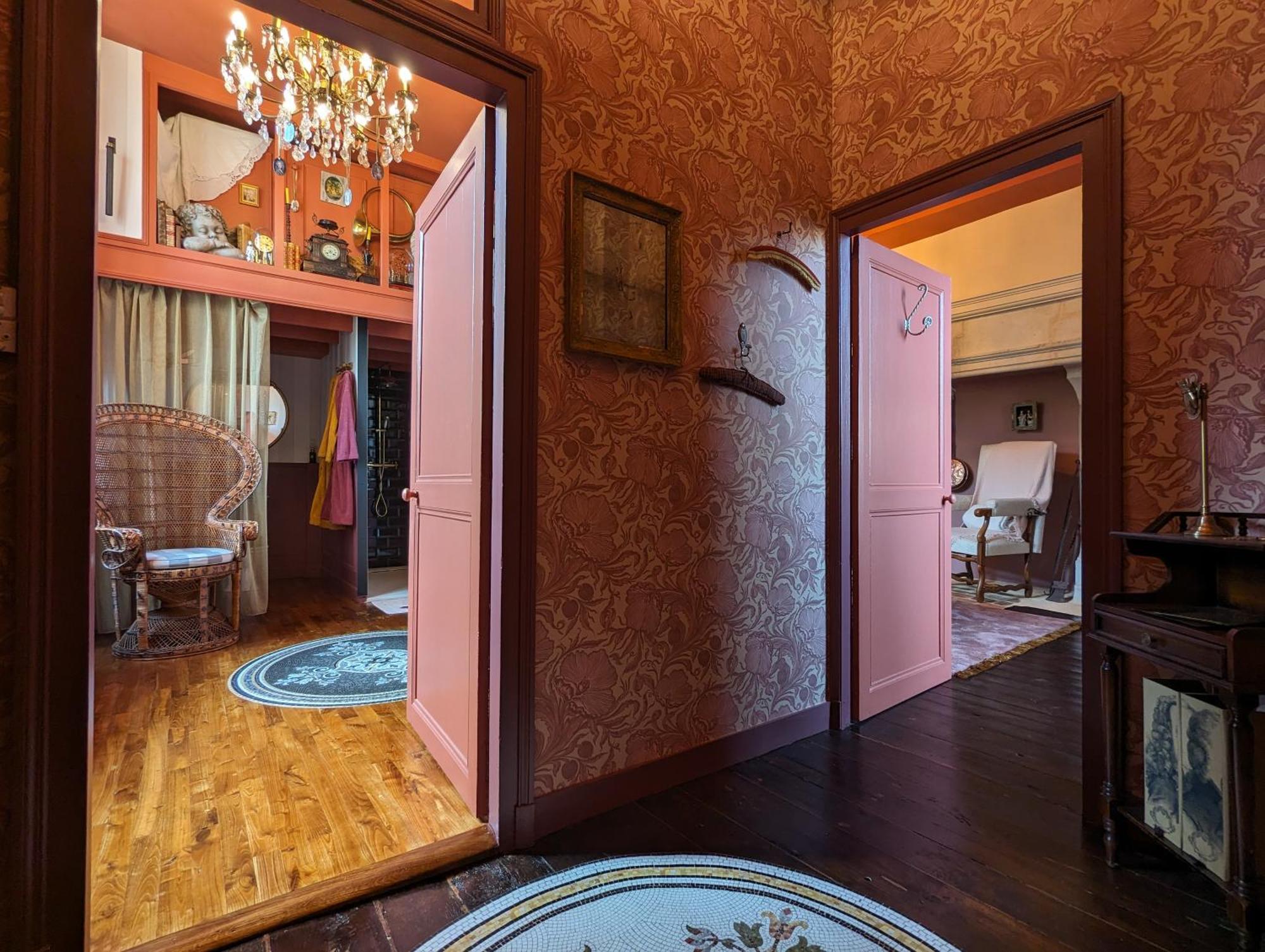 Bed and Breakfast Manoir Des Arts Конфолан Екстер'єр фото